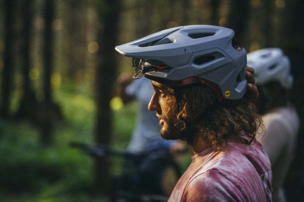 Specialized's new Tactic 4 offers clip-on confidence - Cycling